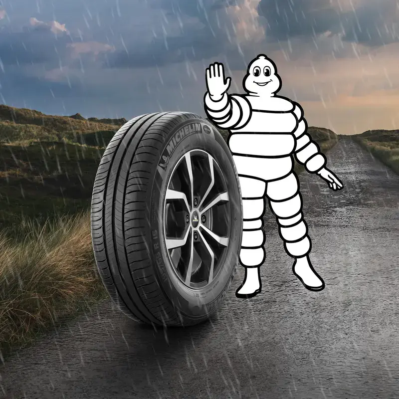 Pneu premium à faible résistance au roulement